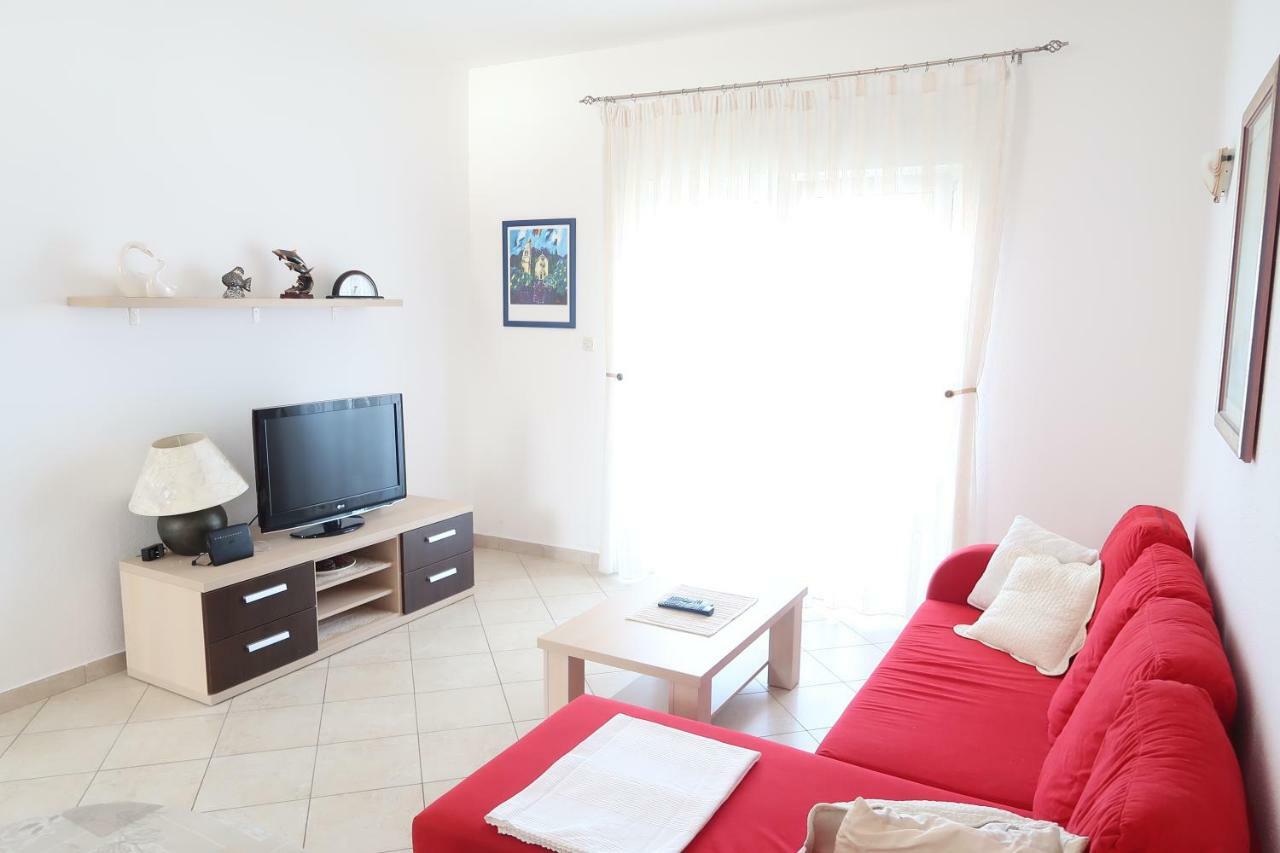 Apartments Maras Primosten Exterior photo
